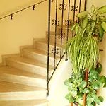 Cologne Homestay ホームステイ *